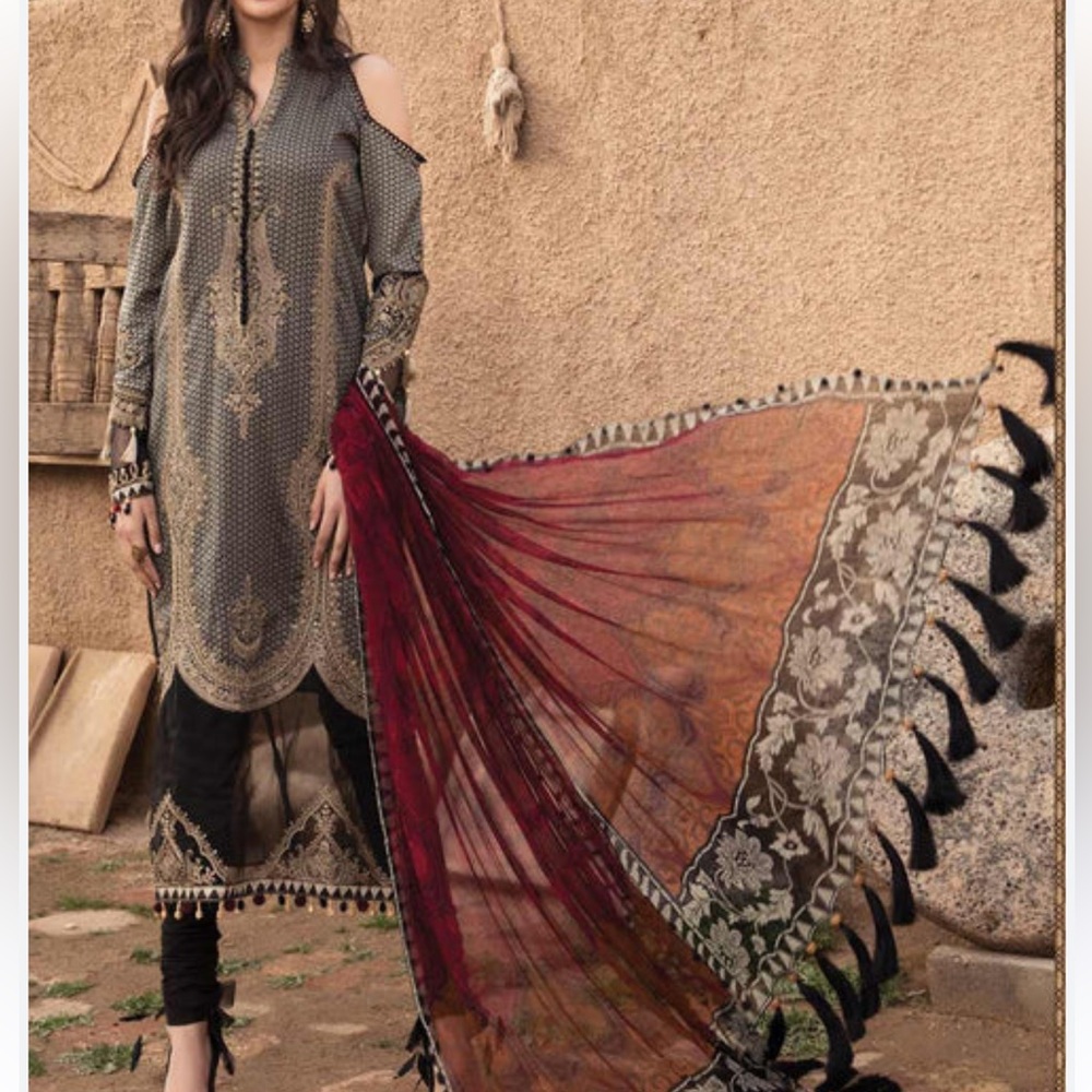 Embroidered Olive Green Cold-Shoulder Long Sleeve Dress with Maroon Dupatta